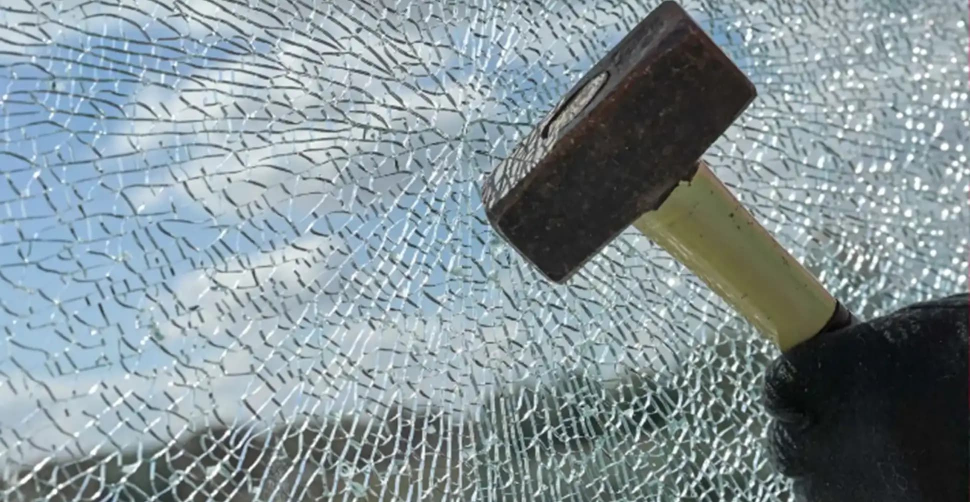 What is Laminated Glass, and When Should You Use it? Atlas Glass